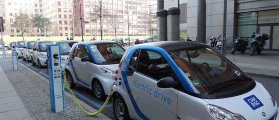 Auto elettriche in affitto - carsharing