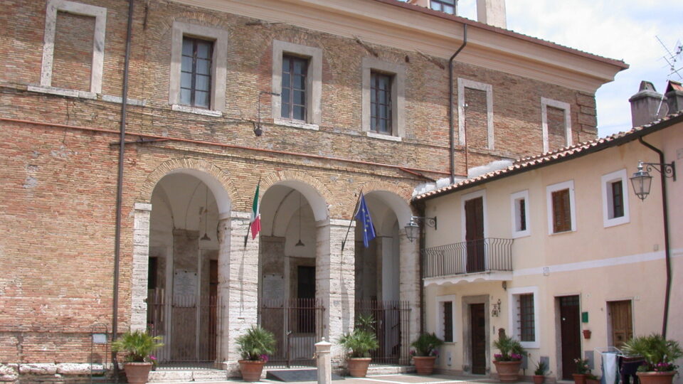 Palazzo Borghese - Comune di Mentana (Roma)